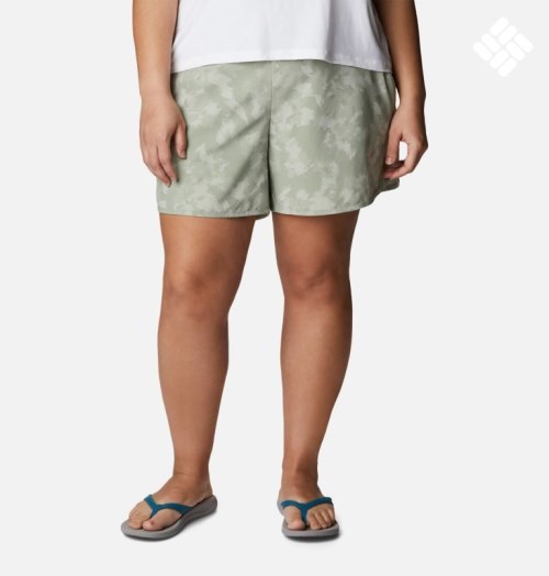 Women's Columbia Pleasant Creek Stretch Shorts Olive | Plus Size CA-H36A4